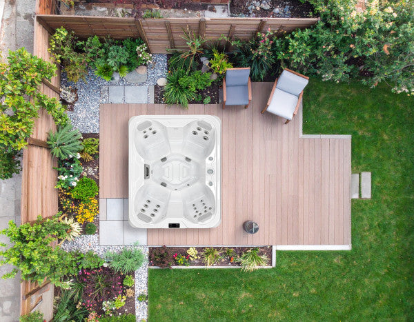 EQ130 Lite Therapeutic Hydrotherapy System Hot tub