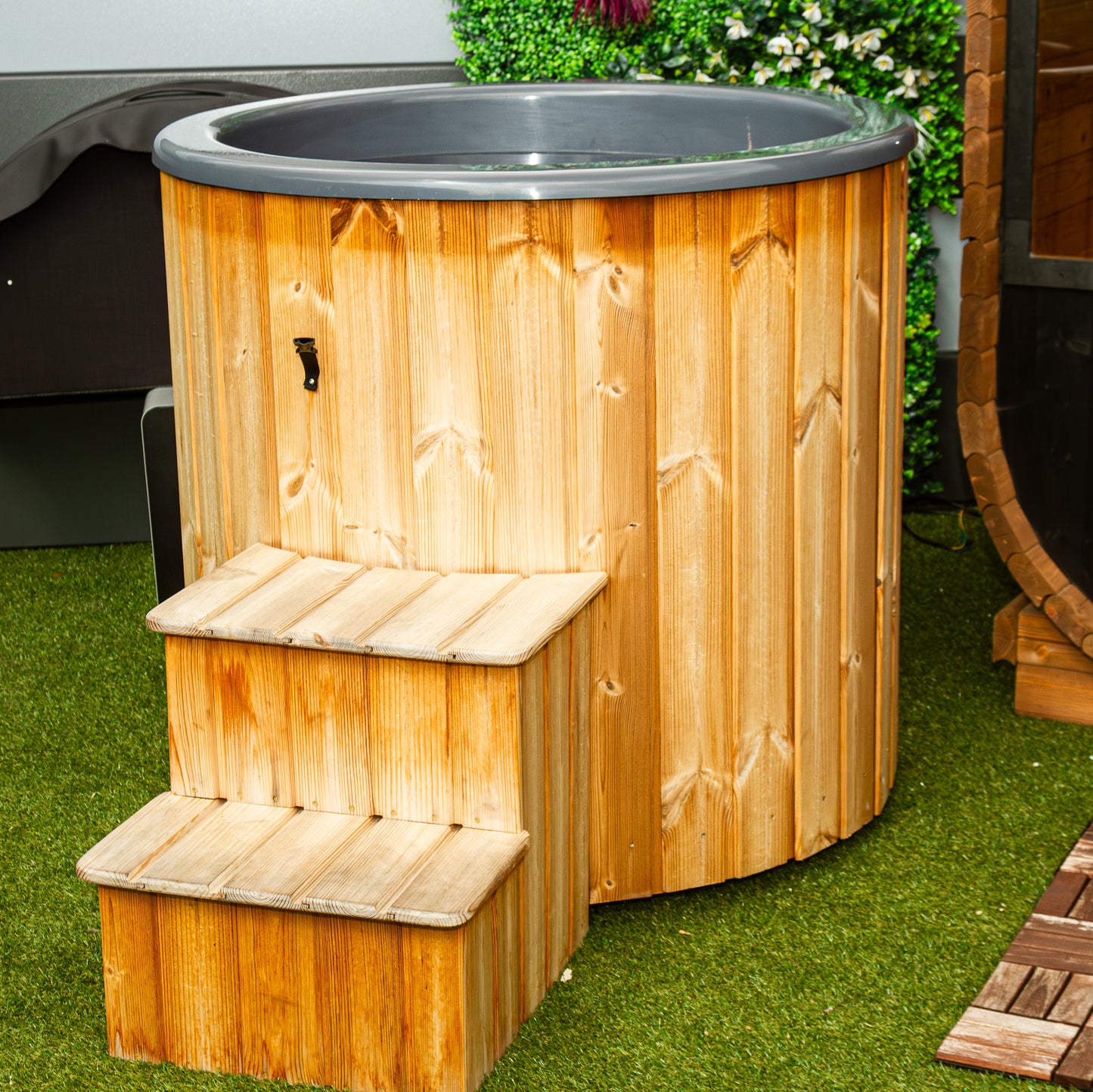 Solo Ice Bath Grey Shell - Red Wood