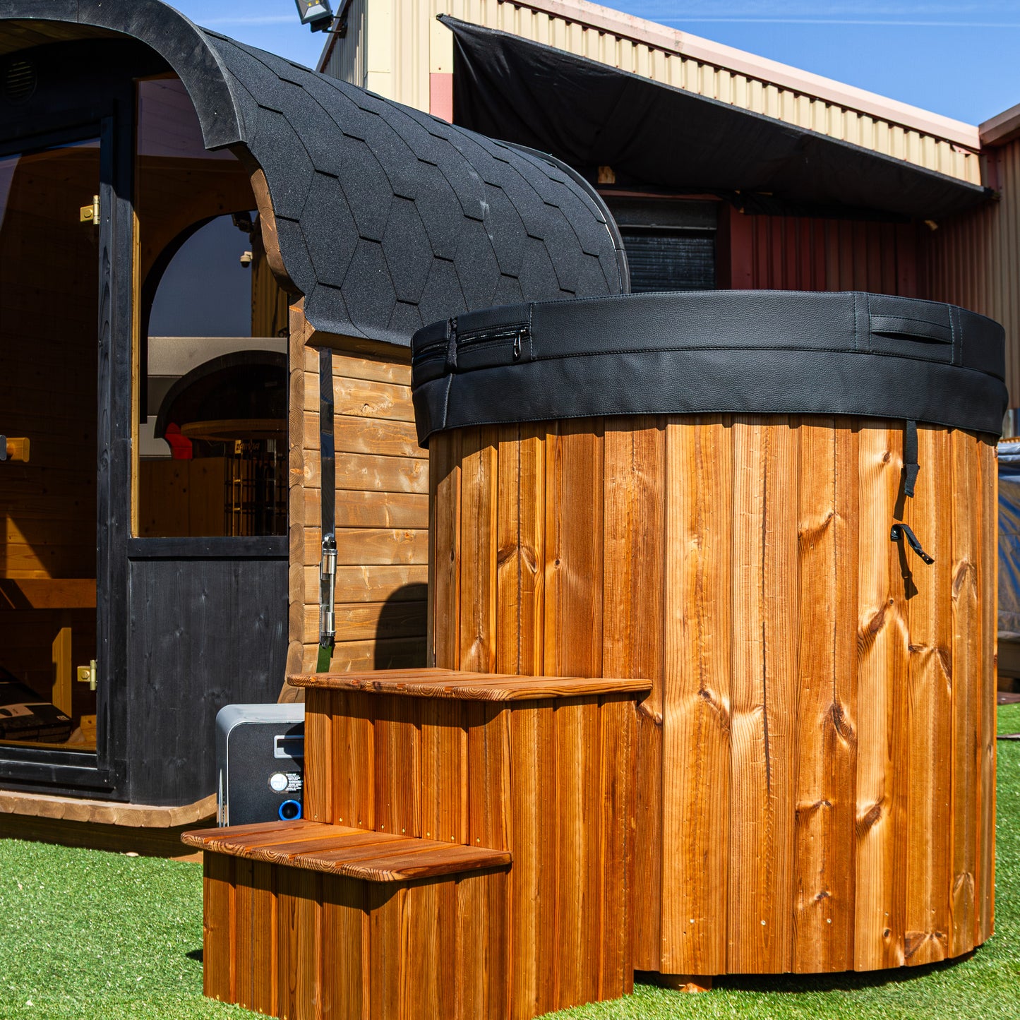 Solo Ice Bath Grey Shell - Red Wood